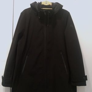 DKNY Womens water and wind resistant jacket
